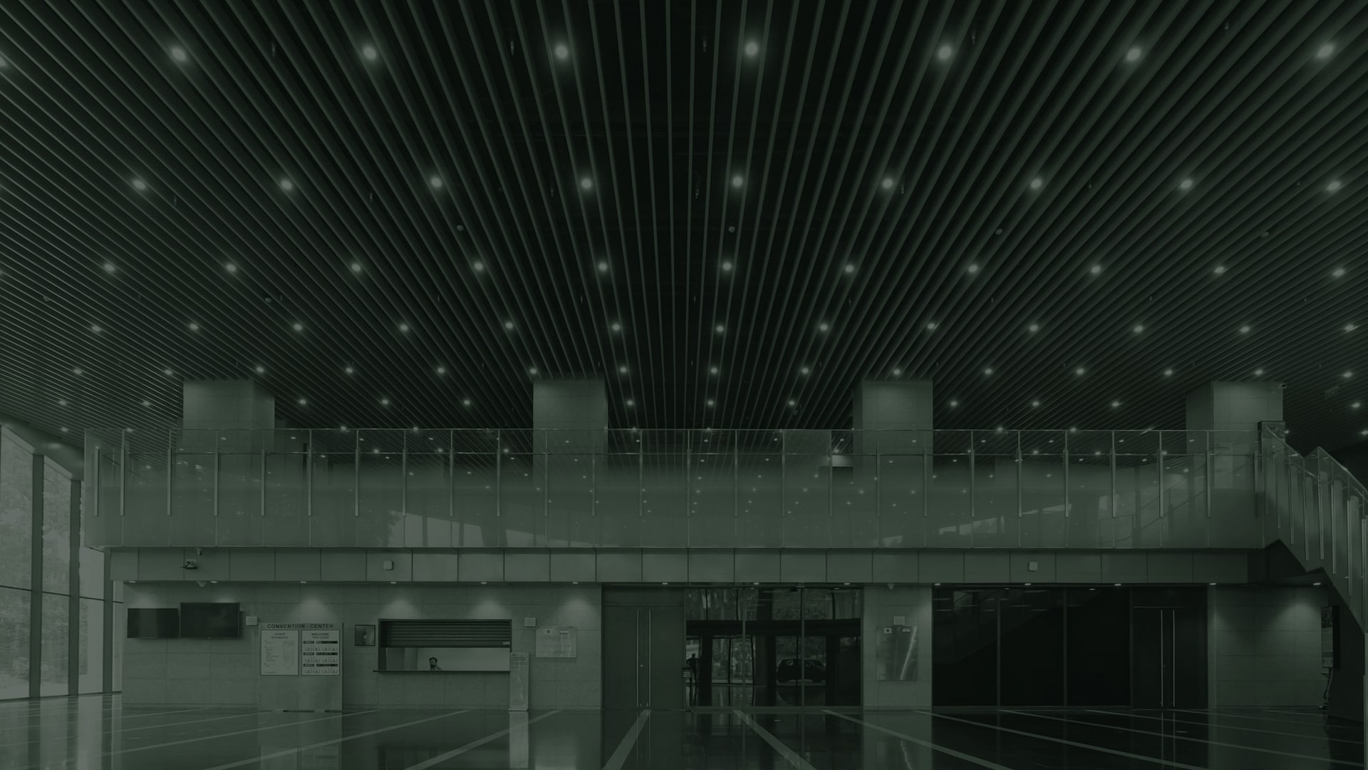 Muted, high-contrast communications environment